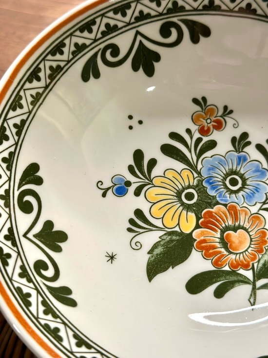 Villeroy & Boch Discontinued Alt Amsterdam 4 Dinner Plates and 2 Small Bowls Set - Picture 5 of 11